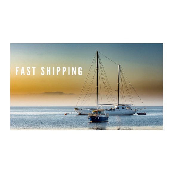 Makeup here - Picture 7 of 7